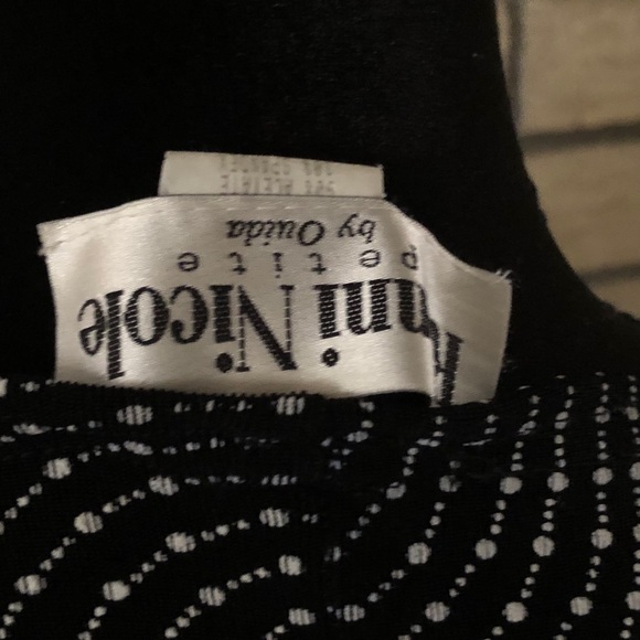 Ronni Nicole dress 4P - Picture 4 of 6